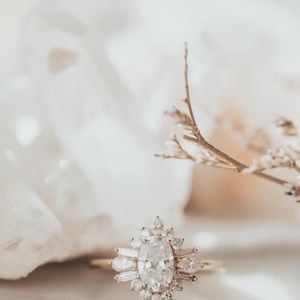 Meet your Posher, Nona